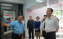 重庆市市委常委、统战部部长刘光磊来yl6776永利集团集团视察调研